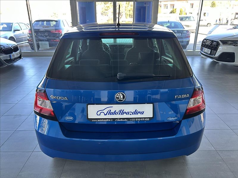 Škoda Fabia 1,2   TSI 66kW,SPORT,STYLE - fotka 5 z 26