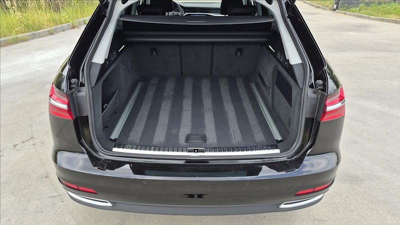 Audi A6 2,0 150 Kw 40 TDi Avant DPH ČR - fotka 24 z 25