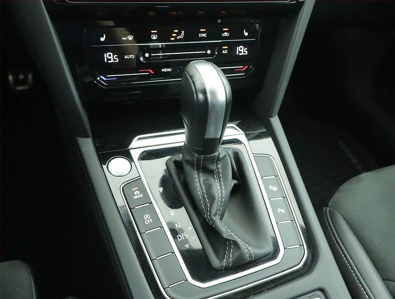 Volkswagen Arteon (2023) R-line 2.0 TDI - fotka 13 z 22
