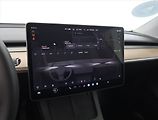 Tesla Model Y (2023) Long Range AWD 79kWh, SoH 93% - náhled 19