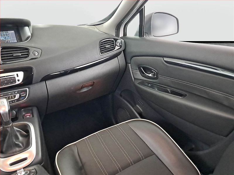 Renault Grand Scénic (2013) 2.0 dCi, Automat, Navi - fotka 8 z 22
