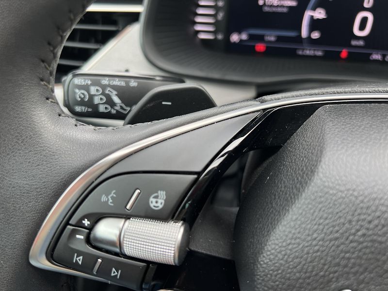 Škoda Scala Selection 1.0TSi DSG KAMERA ČR - fotka 14 z 45