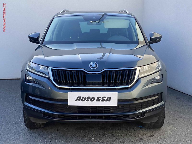Škoda Kodiaq (2019) 2.0 TSi 4x4, Style, DSG, TZ - fotka 2 z 19