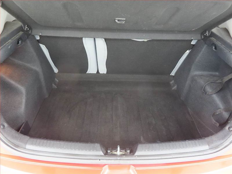 Kia Ceed (2015) 1.4 CVVT, ČR,1.maj, Serv.kniha - fotka 14 z 16