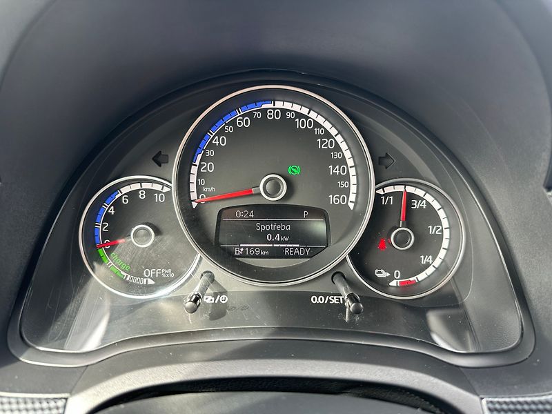 Volkswagen e-up! (2020) 60Kw - fotka 17 z 24