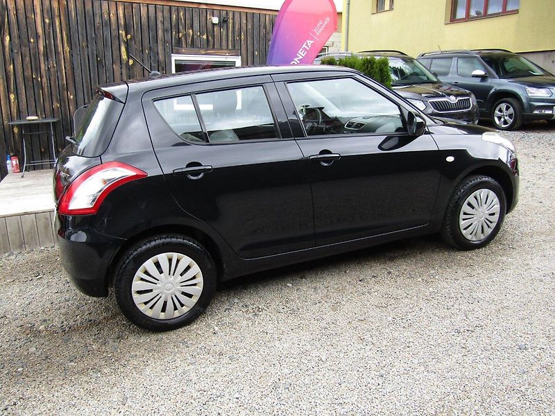 Suzuki Swift (2016) 1.3 16V 69kW  4X4 - fotka 10 z 42