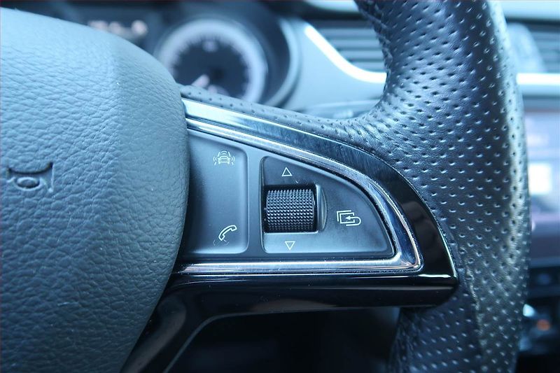 Škoda Octavia (2018) 2.0 TDI, Navi, Tempomat - fotka 17 z 21