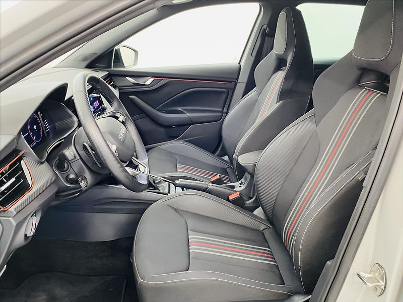 Škoda Scala 1,0 TSI 85kW DSG Monte Carlo - fotka 5 z 29