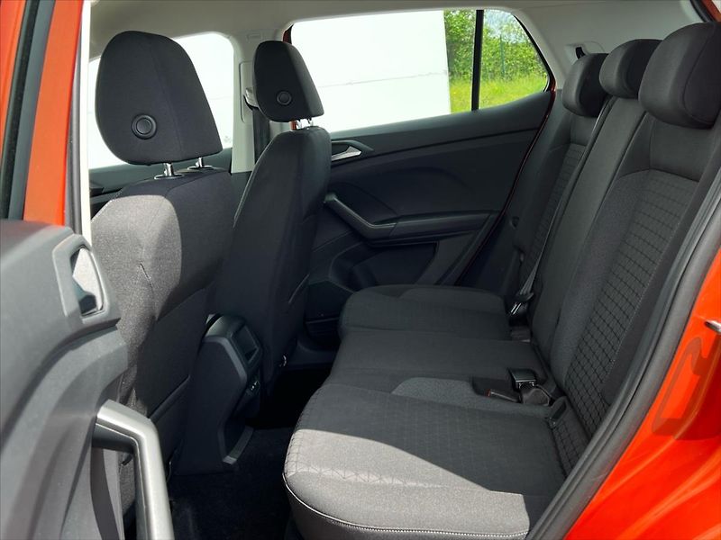 Volkswagen T-Cross 1,0 TSi 81kW 7DSG LIFE - fotka 13 z 24