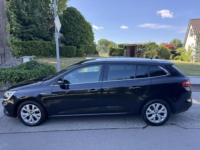 Renault Mégane (2019) 1.3 TCe Limited, NOVÝ MOTOR! - fotka 7 z 35