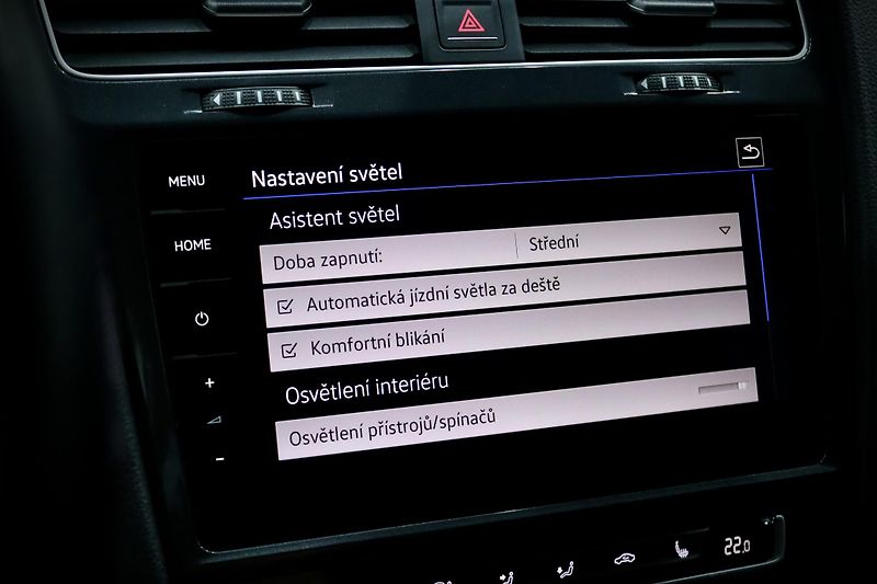 Volkswagen Golf 7 Facelift 1.4 TSI 92 kW - fotka 33 z 40