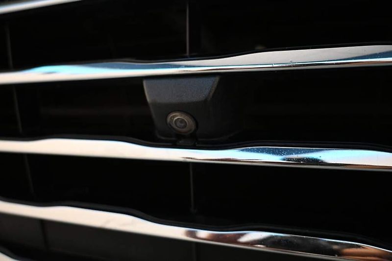 Ford S-MAX (2020) 2.0 140 KW LED ACC SONY 8AT EC - fotka 29 z 34