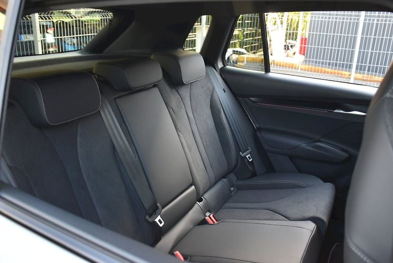 Škoda Elroq (2026) Sportline 85 - fotka 27 z 48