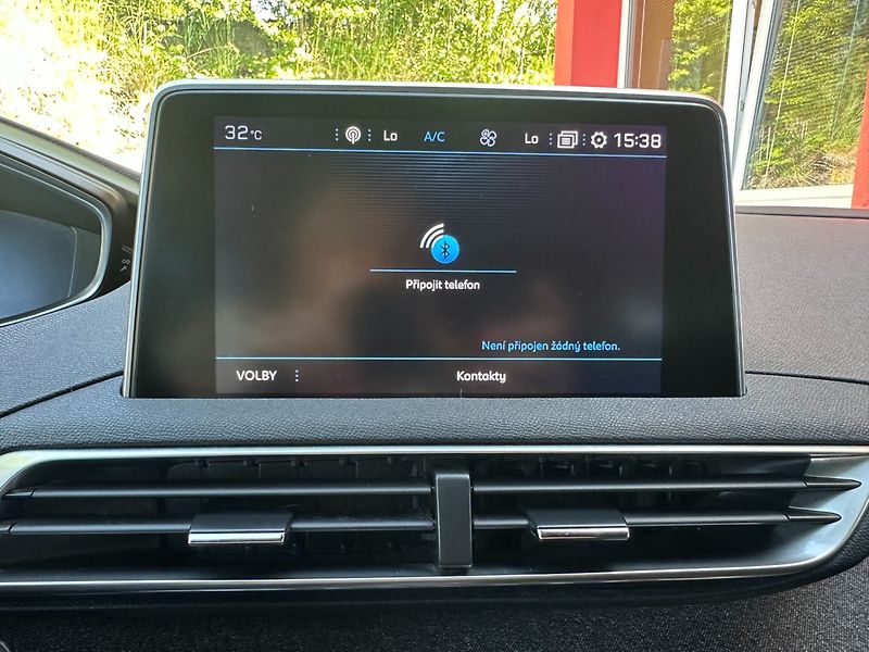 Peugeot 5008 (2018) 1.5HDi 96KW/GTLINE/7MÍST/1MAJ - fotka 40 z 46