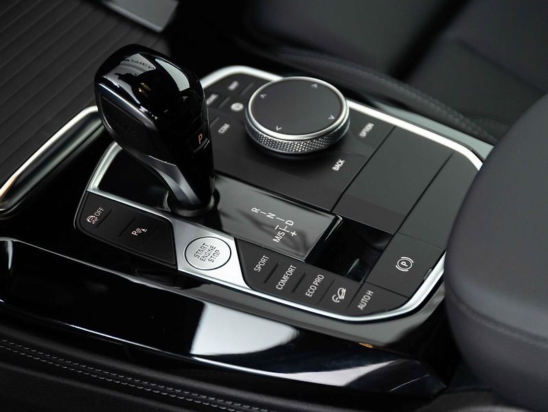 BMW X4 xDrive20d - fotka 15 z 22