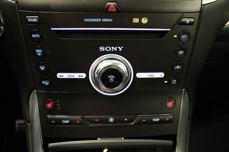 Ford S-MAX 1,5 EcoBoost PANORAMA 1.majite - fotka 24 z 40