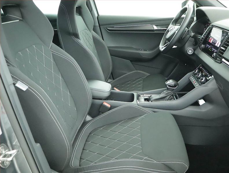 Škoda Karoq (2024) Sportline 1.5 TSI - fotka 9 z 22