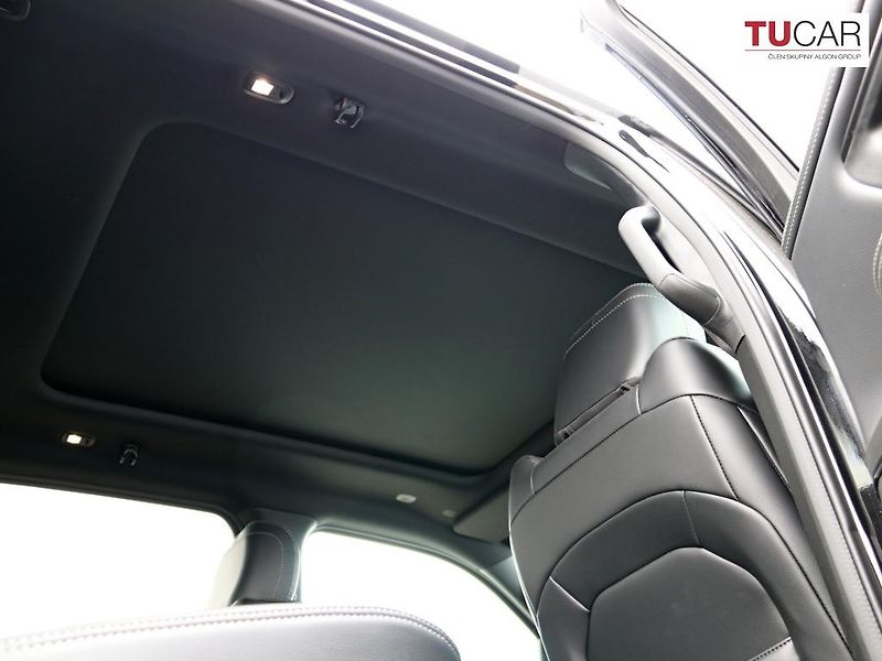 RAM 1500 (2024) Laramie 5.7 V8 HEMI E-Torque - fotka 30 z 38