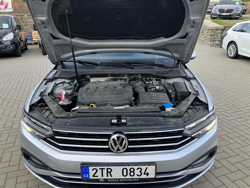 Volkswagen Passat Variant (2020) 2.0TDI 110kW DSG EL.TZ,NAVI - fotka 28 z 28