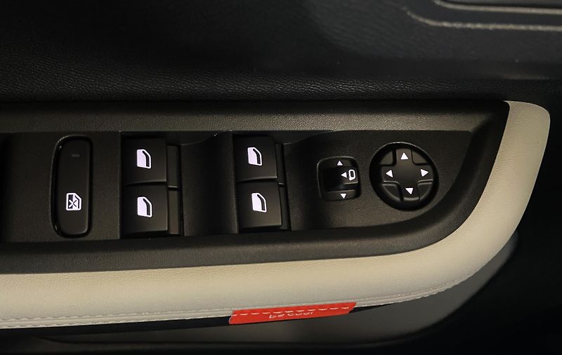 Citroën C3 (2026) MAX 1,2 Turbo 100 MAN6 - fotka 20 z 23