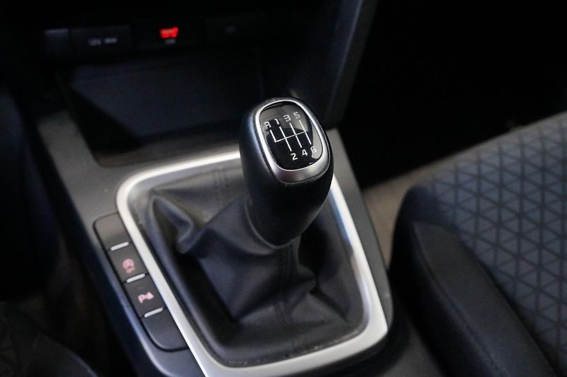 Kia Ceed - fotka 21 z 25