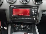 Audi TT 2,0 TFSI 147kW Kůže Xenon - náhled 22