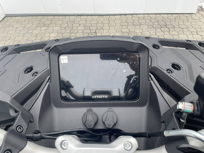CFMOTO (2026) Gladiator X850 G3 EPS EU5+ - fotka 11 z 14