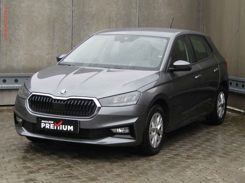 Škoda Fabia (2025) 1.0TSi, 1.maj,ČR, LED, AC - fotka 3 z 20
