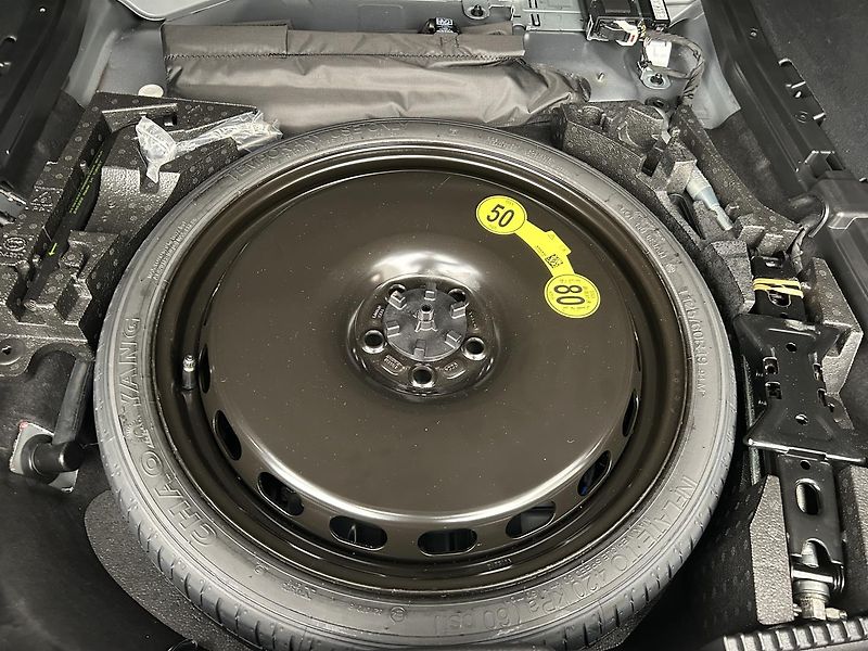 Volvo V60 2.0 B5 4x4 CC PLUS - fotka 13 z 31