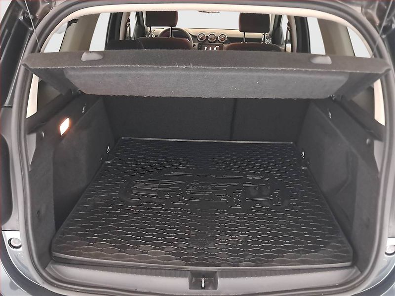 Dacia Duster (2022) 1.5 Blue dCi, 4X4, ČR,1.maj - fotka 14 z 17