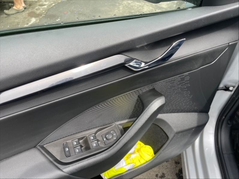 Škoda Octavia 2,0 TDI Ambition 4x4 DSG - fotka 11 z 11