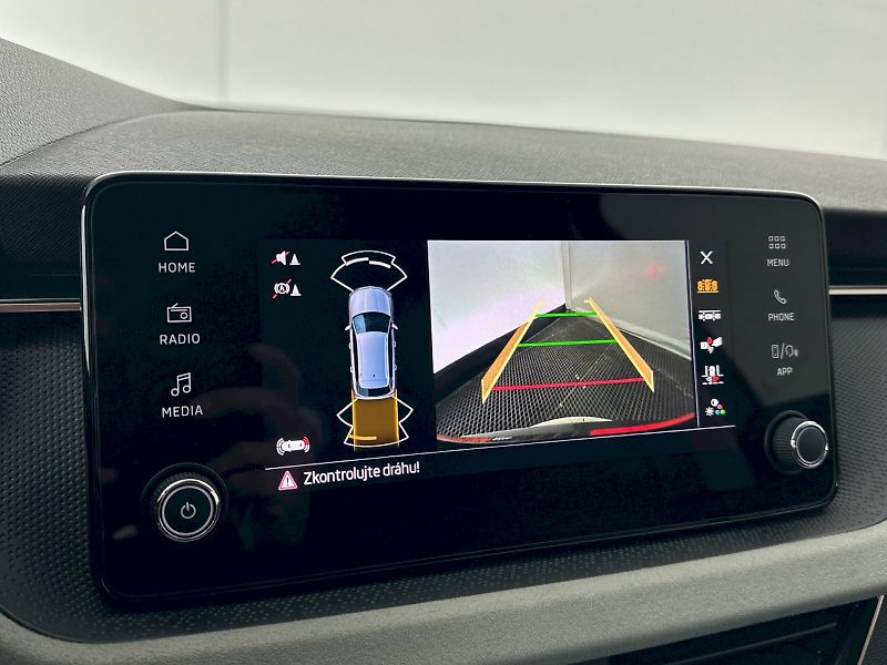Škoda Kamiq (2025) 1.0TSI 85kW Top Selection - fotka 11 z 31