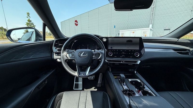 Lexus RX 500h 500H 2,4 HEV F SPORT - fotka 16 z 29