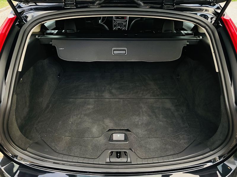 Volvo V60 2.4D5 MANUÁL VÝHŘEV SERVISKA - fotka 21 z 44