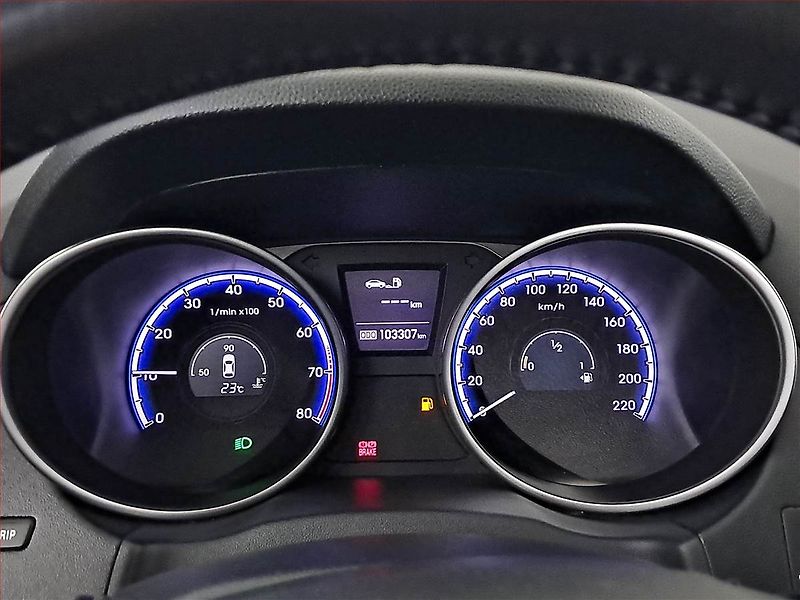 Hyundai ix35 (2011) 1.6 GDI, Serv.kniha, Tempomat - fotka 11 z 17