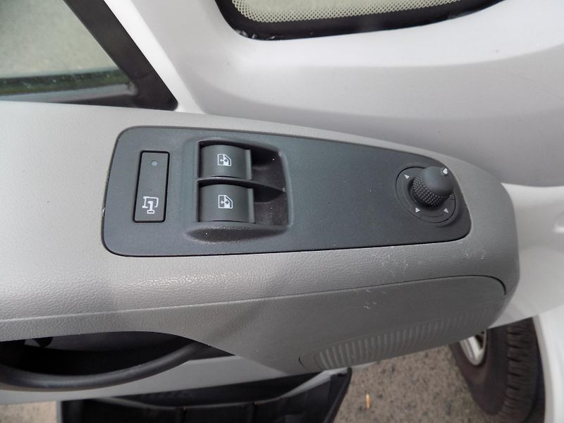 Fiat Ducato (2011) 2.3 88KW 6MÍST L2H1 - fotka 19 z 47