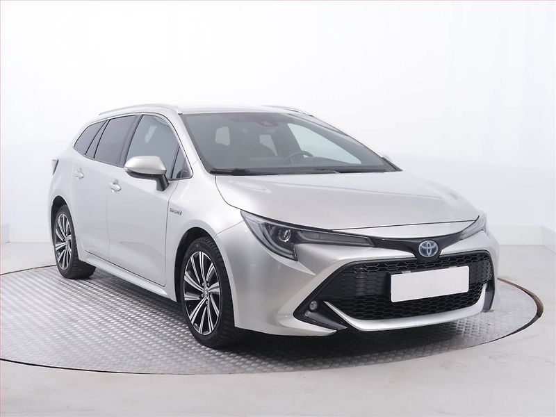 Toyota Corolla (2021) Style 1.8 Hybrid - fotka 1 z 22