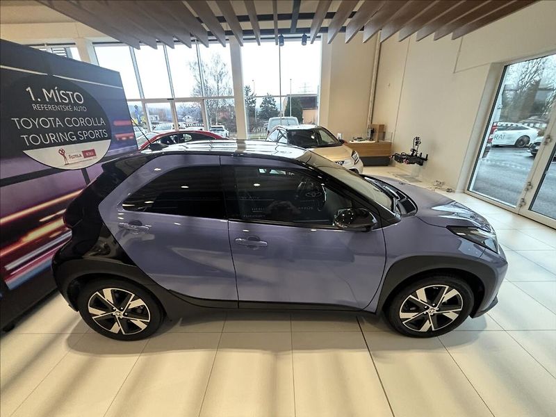 Toyota Aygo 1,5   X Style 2026 - fotka 7 z 8