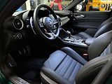 Alfa Romeo Giulia (2026) 2.9 V6 BiTurbo 520k QV Carbon - náhled 10