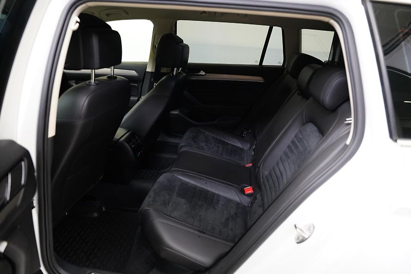 Volkswagen Passat - fotka 24 z 25