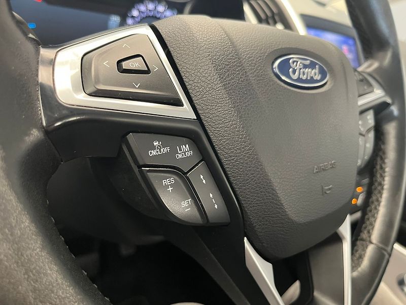 Ford Galaxy 2,0 140kW Titanium AWD 7míst - fotka 9 z 70
