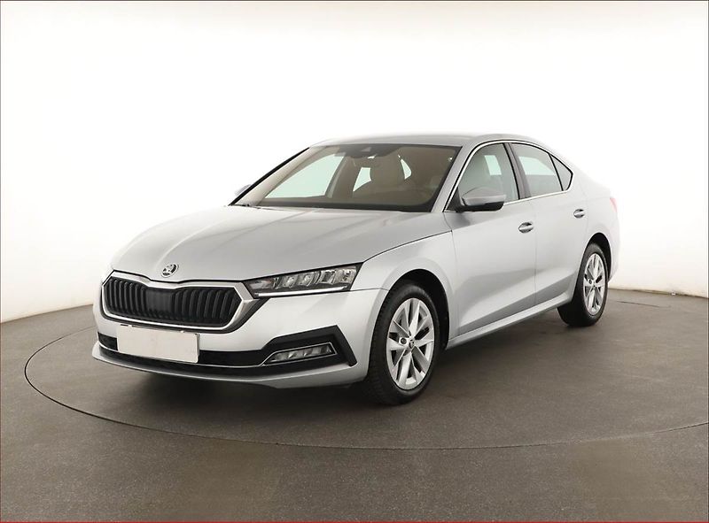 Škoda Octavia (2022) Style 2.0 TDI - fotka 2 z 16