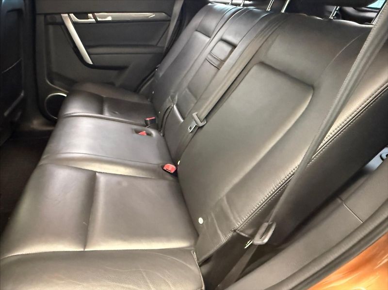 Chevrolet Captiva 2,0 D 4x4 automat, kůže - fotka 15 z 17