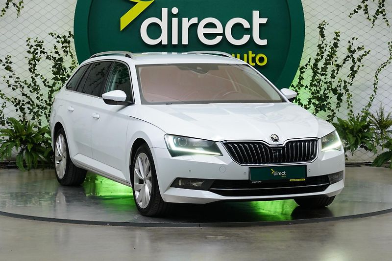 Škoda Superb - fotka 8 z 29