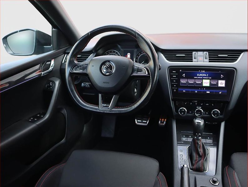 Škoda Octavia (2017) RS 2.0 TDI 4x4 DSG, 4X4 - fotka 7 z 24