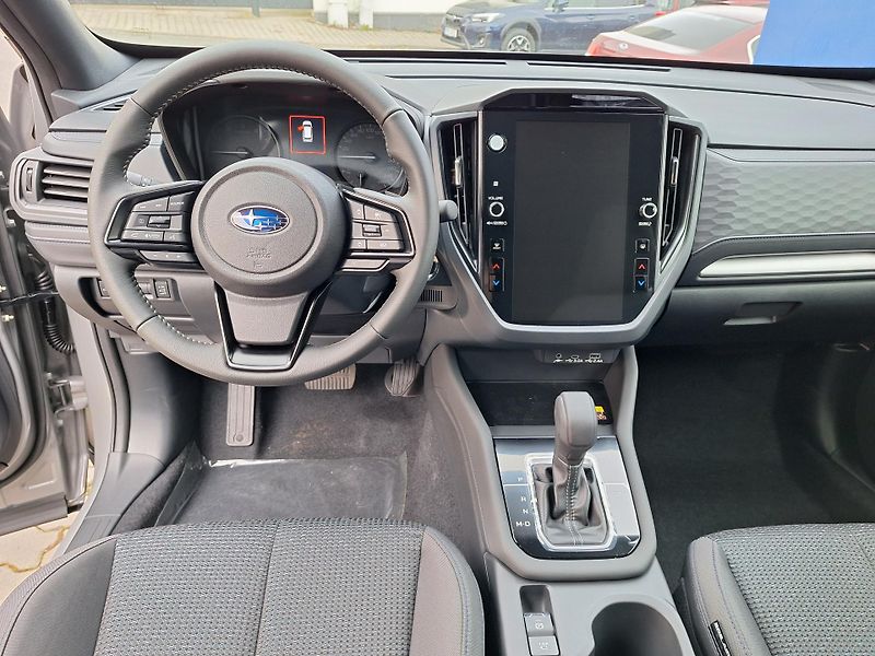Subaru Forester (2026) Comfort s NAVI -65.000 Kč - fotka 16 z 21