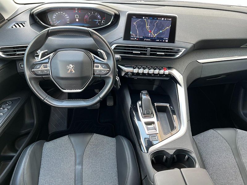 Peugeot 5008 (2018) 1.2PT 96kW A/T! 7míst! Allure! - fotka 13 z 41