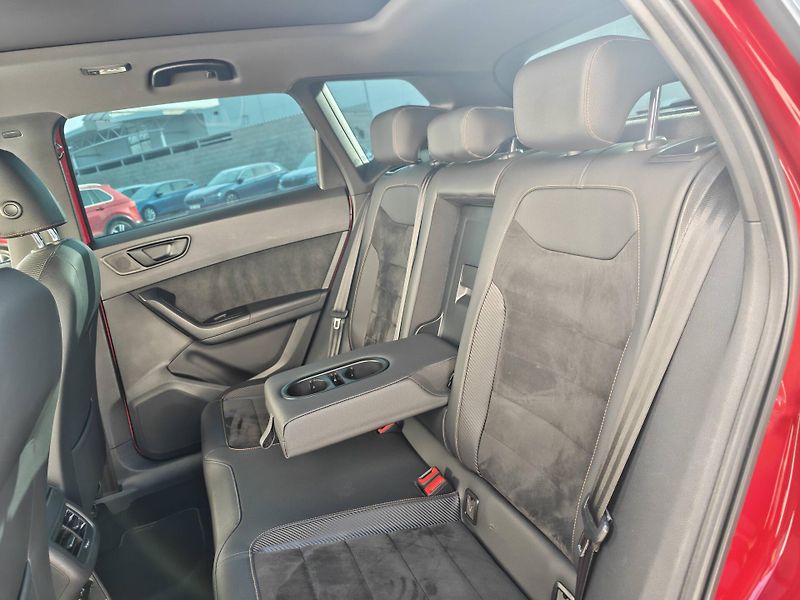 Seat Ateca DSG 4WD 2,0 TSI - fotka 8 z 30