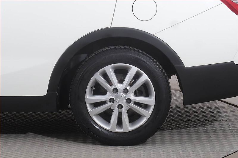 SsangYong XLV (2017) 1.6 e-XGi, Serv.kniha, Navi - fotka 15 z 20