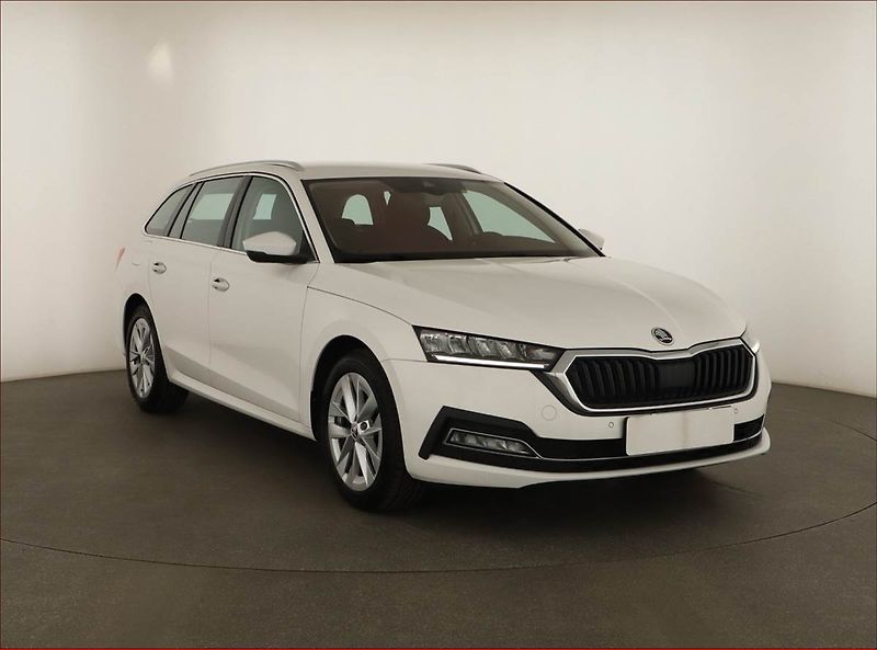 Škoda Octavia (2023) Style 1.5 TSI e-tec - fotografie inzerátu